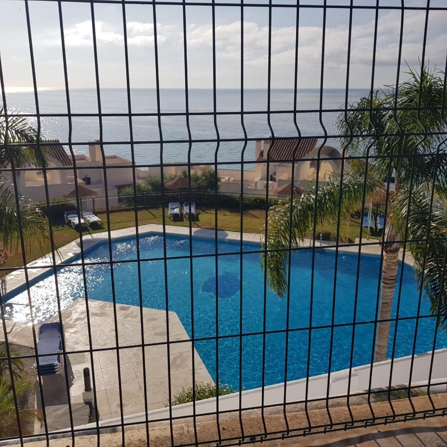 Apartamento Frente Al Mar Con Parking Privado Torrox Exterior foto